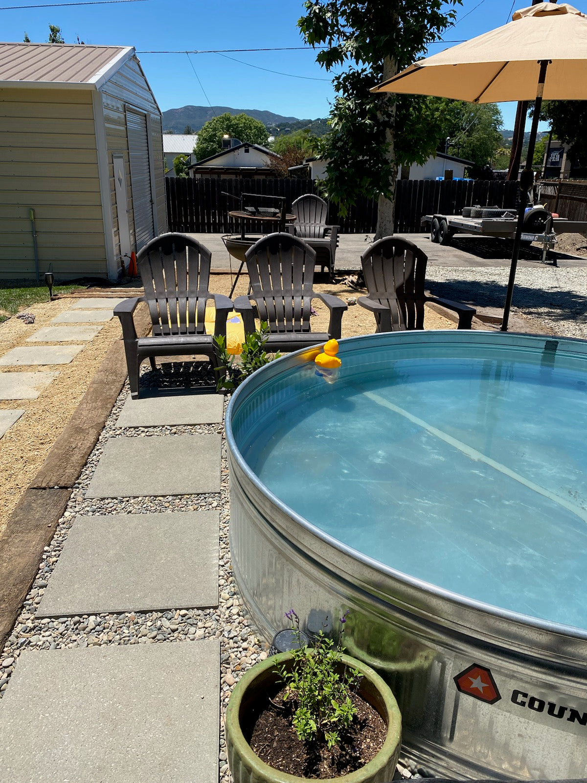 Galvanized vs. Plastic for DIY Stock Tank Pools [STPP]