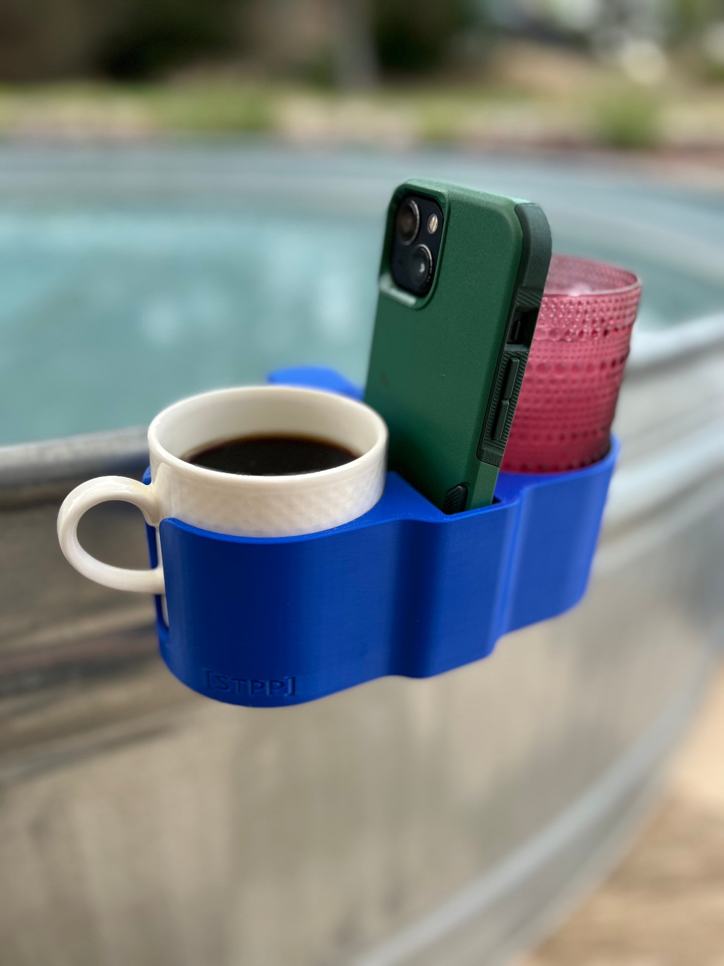Cup Holder for Galvanized Tank