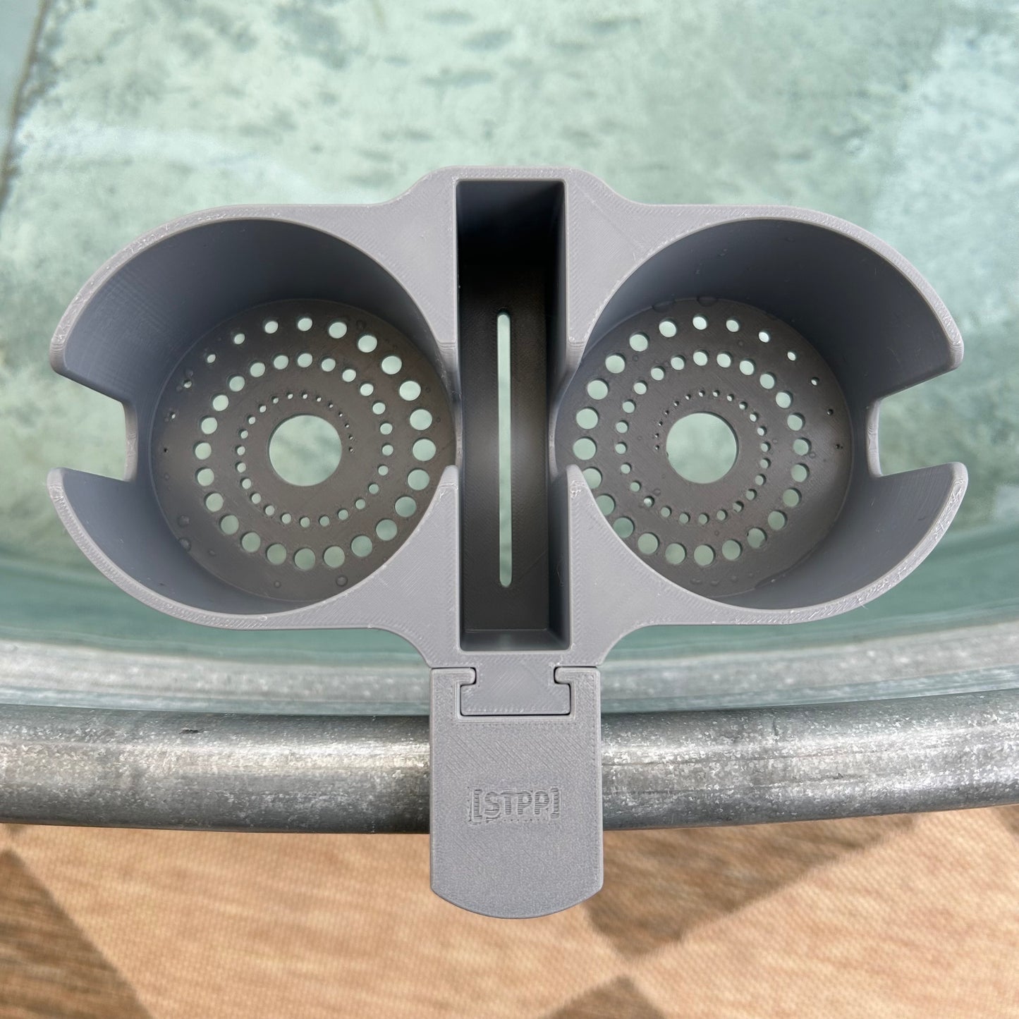 Cup Holder for Galvanized Tank
